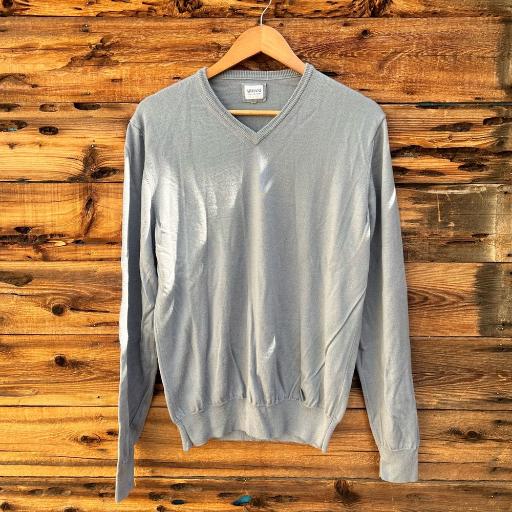 ARMANI COLLEZIONI | Men's Gray V-Neck Virgin Wool  Sweater S